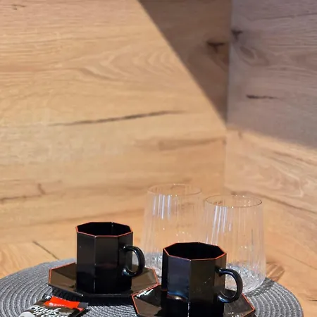 Raj Vv Sa Garazom * Vrnjci